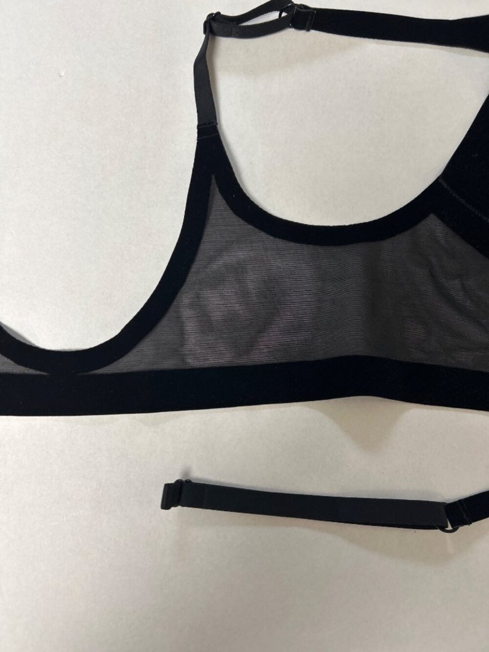 Wolford x Mugler Flock Strappy Bra Black Size 36D NWT - Picture 5 of 9